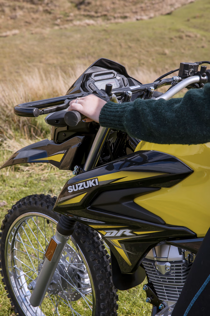 Load image into Gallery viewer, 2026 Suzuki DR 150