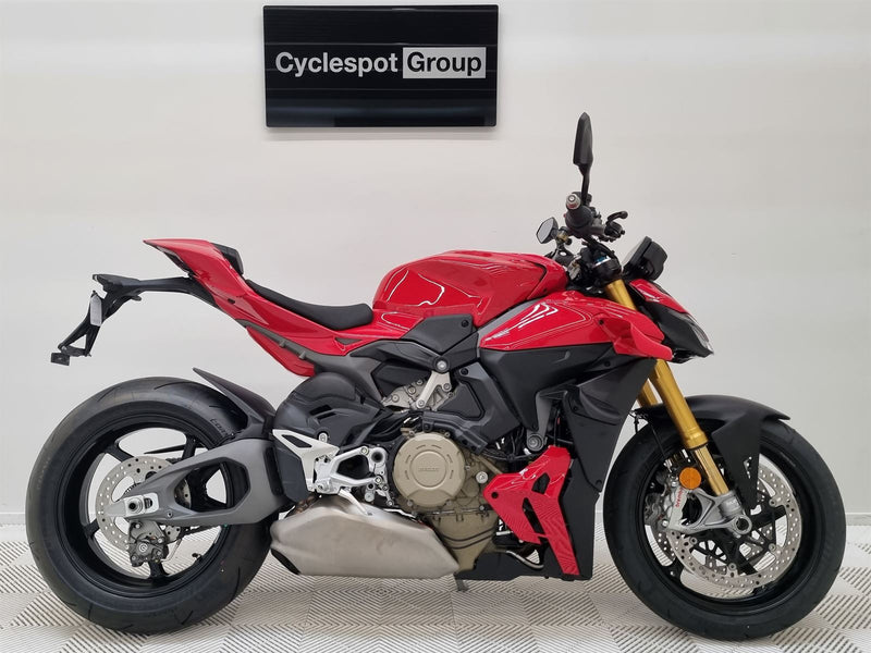 Load image into Gallery viewer, 2026 Ducati Street Fighter V4S