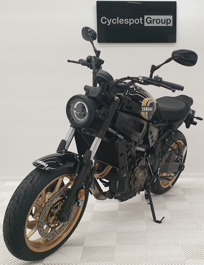 Load image into Gallery viewer, 2023 Yamaha XSR 700