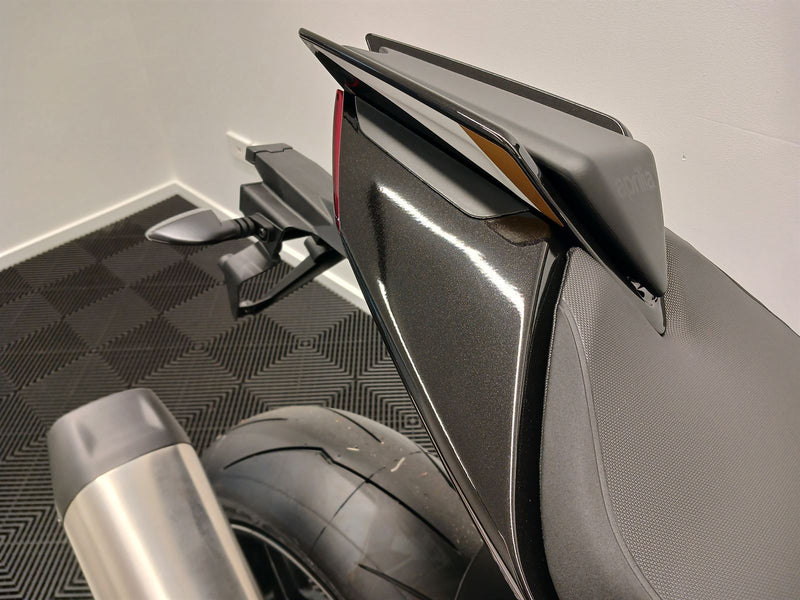 Load image into Gallery viewer, 2024 Aprilia Tuono V4 Factory + Akrapovic Slip-on