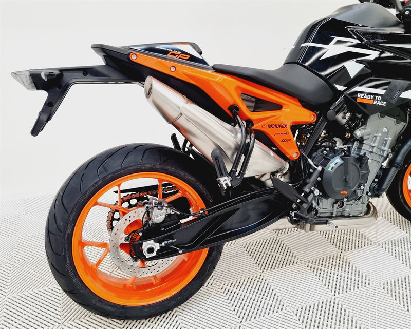 Load image into Gallery viewer, 2023 KTM Duke 890 GP