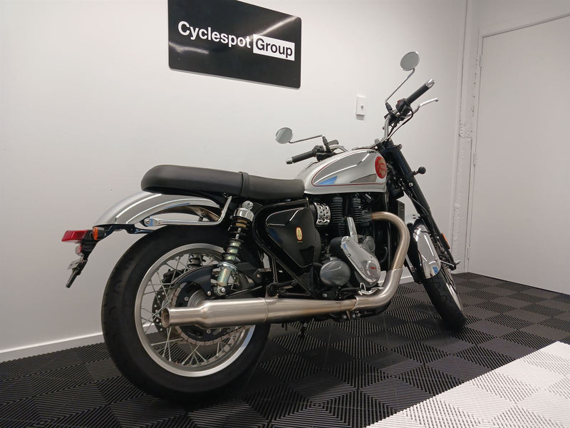 Load image into Gallery viewer, 2024 BSA Gold Star Legacy Edition