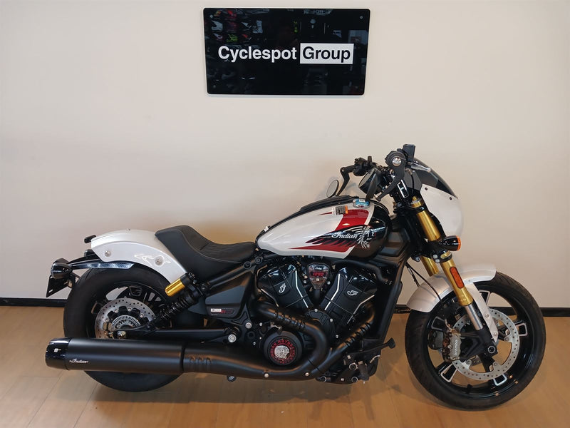 Load image into Gallery viewer, 2025 Indian Scout 101 cruiser bike at Cyclespot