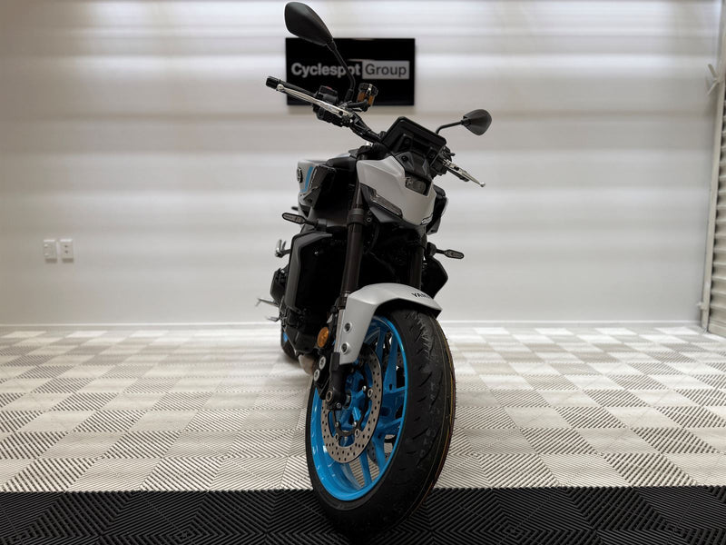 Load image into Gallery viewer, 2025 Yamaha MT 09
