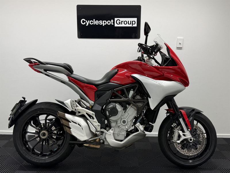 Load image into Gallery viewer, 2016 MV Agusta Turismo Veloce LUSSO 800