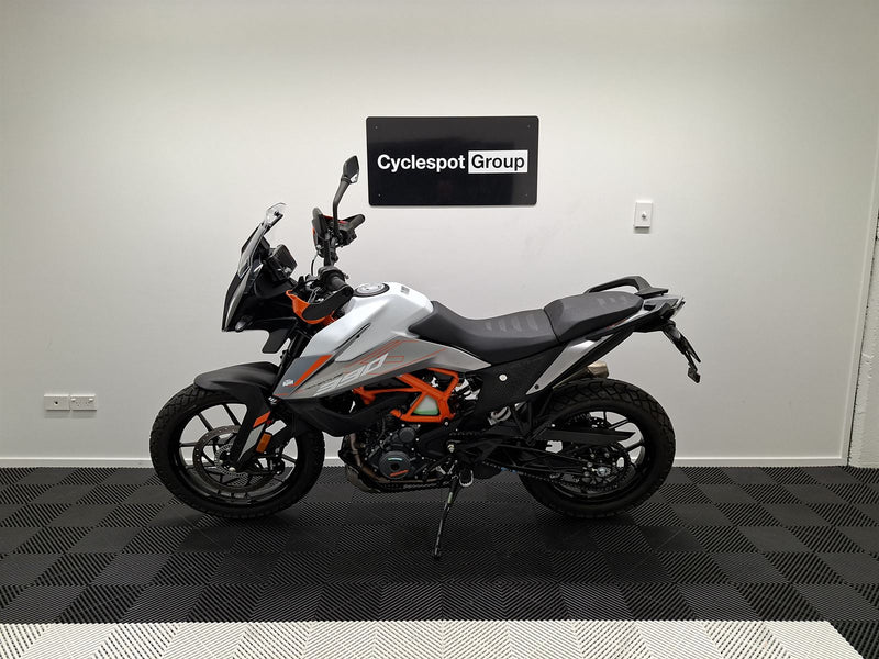 Load image into Gallery viewer, 2024 KTM 390 Adventure