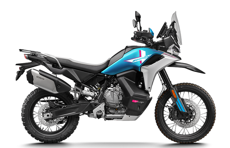 Grey Yamaha Ténéré 700 adventure motorcycle with off-road tyres and rally-bred styling. A versatile dual-sport machine built for New Zealand’s toughest terrain, available at Cyclespot Auckland, Taranaki, and Wellington.