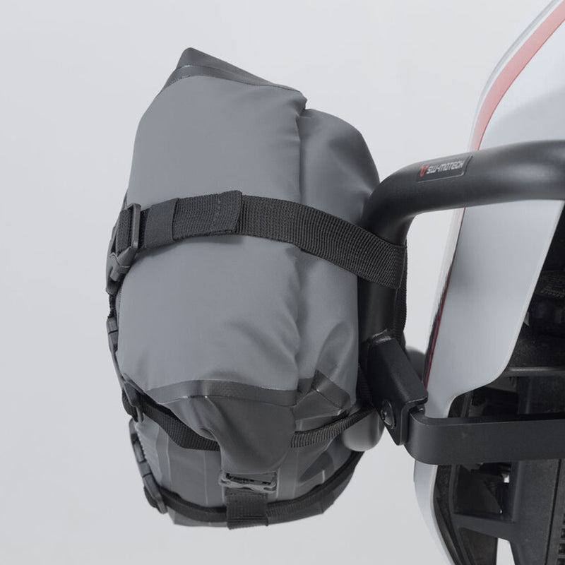 Load image into Gallery viewer, TAIL BAG SW MOTECH DRYBAG BLACK GREY 8L
