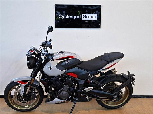 2026 Triumph Trident 800
