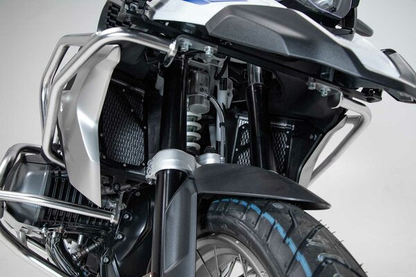 Load image into Gallery viewer, RADIATOR GUARD SW MOTECH BMW R1200GS 16-18 R1200GS LC 16-18 R1250GS 18-ON

