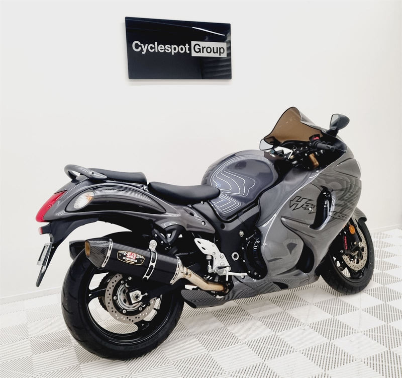 Load image into Gallery viewer, 2020 Suzuki GSX HAYABUSA
