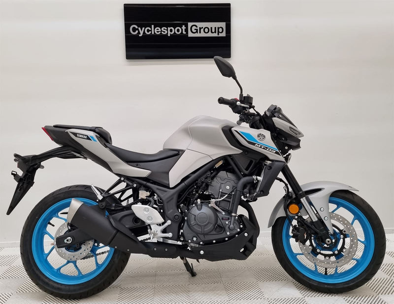 Load image into Gallery viewer, 2025 Yamaha MT 03 LAMS
