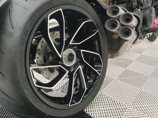2025 Ducati Diavel V4