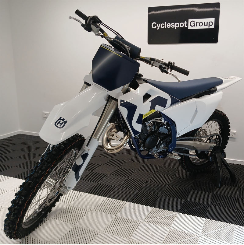 Load image into Gallery viewer, 2026 Husqvarna TC 125
