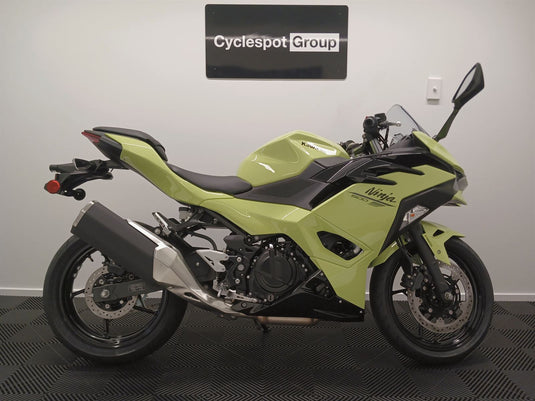2026 Kawasaki Ninja 500 LAMS