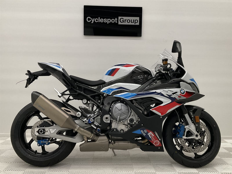 Load image into Gallery viewer, 2022 BMW M1000RR
