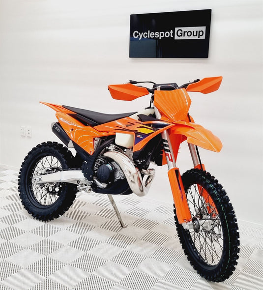 2026 KTM XC 300