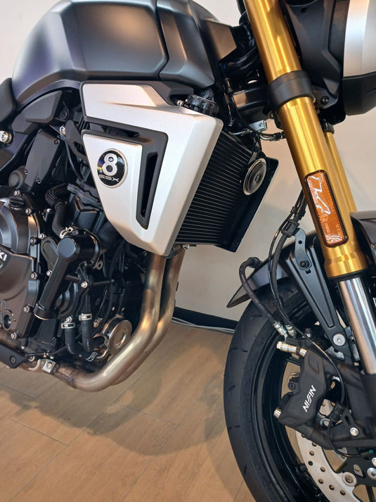 2025 Suzuki GSX-8T
