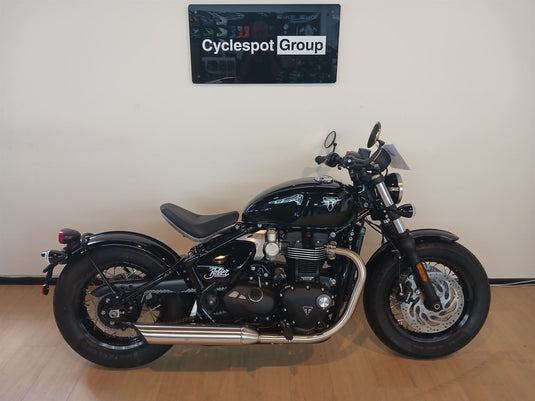 2026 Triumph Bobber 1200 cruiser bike at Cyclespot