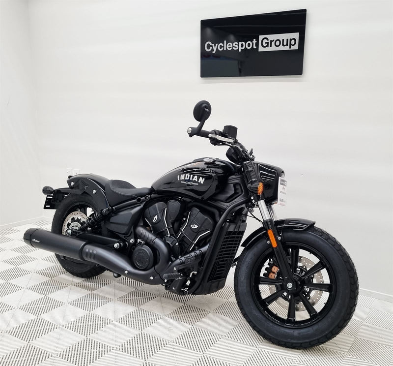 Load image into Gallery viewer, 2025 Indian Scout Bobber
