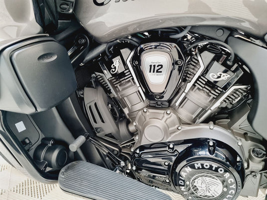 2025 Indian Pursuit Dark Horse 112 Power Plus