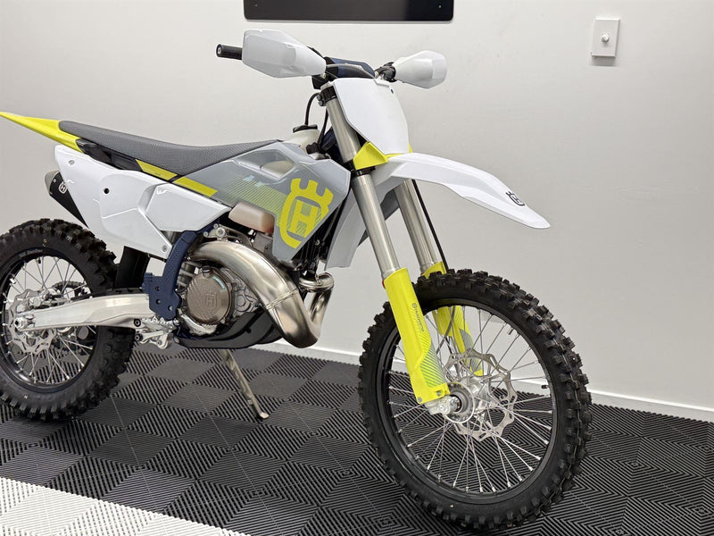 Load image into Gallery viewer, 2024 Husqvarna TX 300
