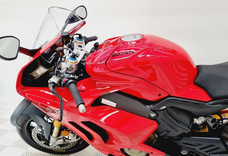 Load image into Gallery viewer, 2023 Ducati Panigale V4s Registered 2025
