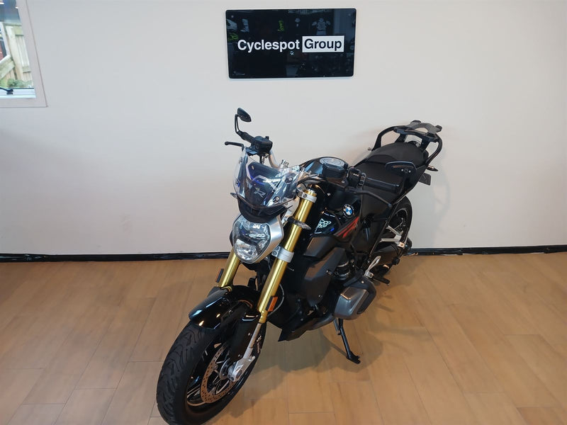 Load image into Gallery viewer, 2019 BMW R 1200R
