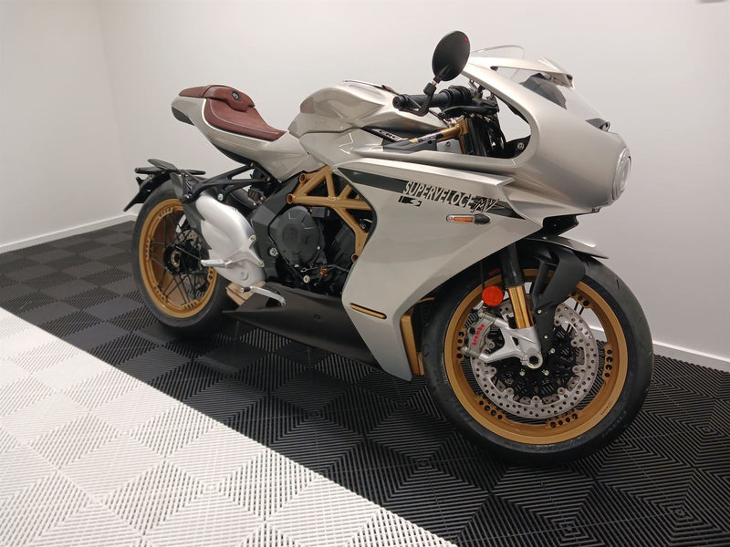 Load image into Gallery viewer, 2023 MV Agusta Superveloce Superveloce S
