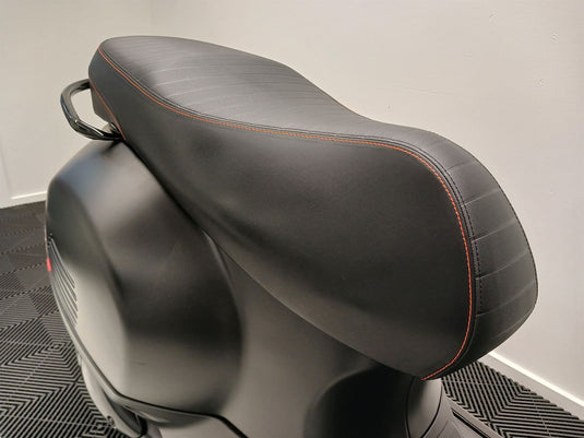 2023 Vespa GTS 300 Super