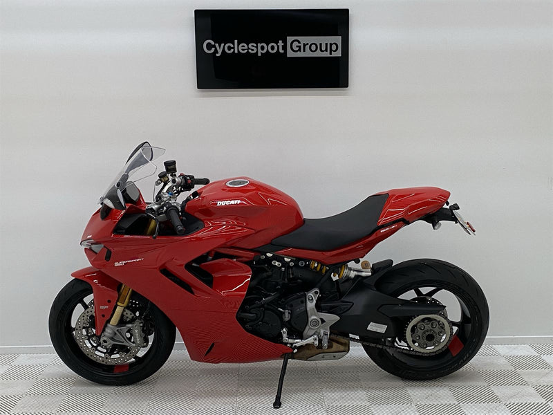 Load image into Gallery viewer, 2021 Ducati SuperSport 950S
