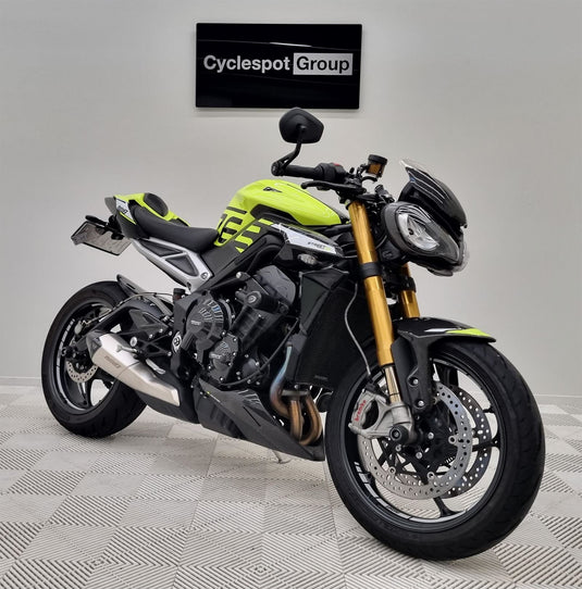 2022 Triumph Street Triple Moto 2 - no.678/765