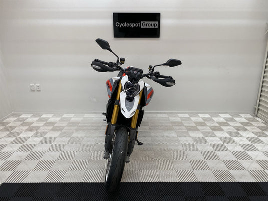2026 Ducati Hypermotard V2 SP