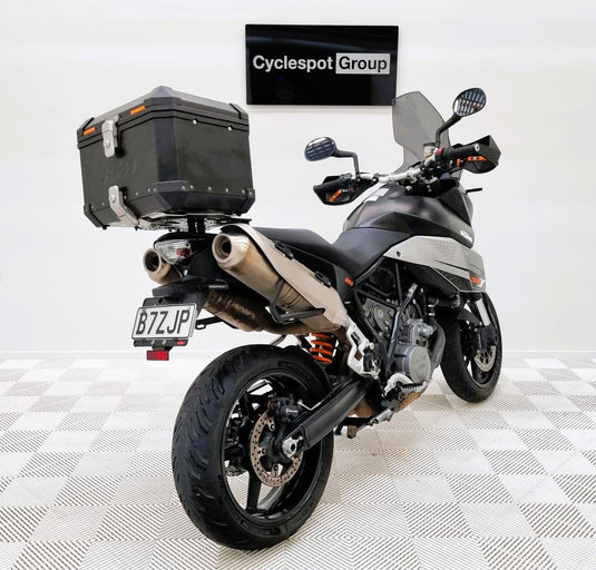 2011 KTM Duke 990 SMT