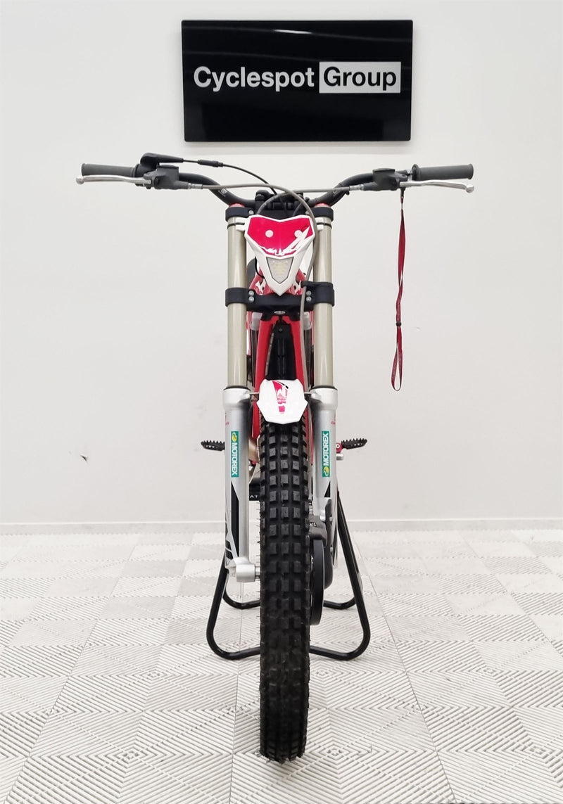 Load image into Gallery viewer, 2022 Gas Gas TXT Racing 300
