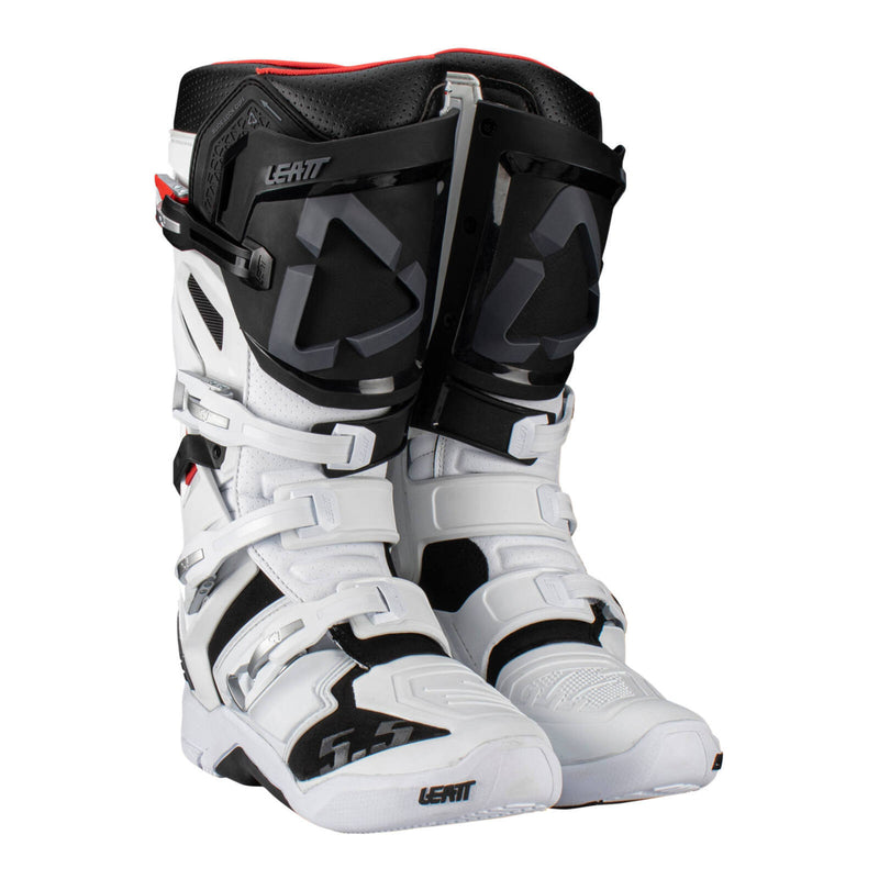 Load image into Gallery viewer, Leatt 5.5 FlexLock Boot - White
