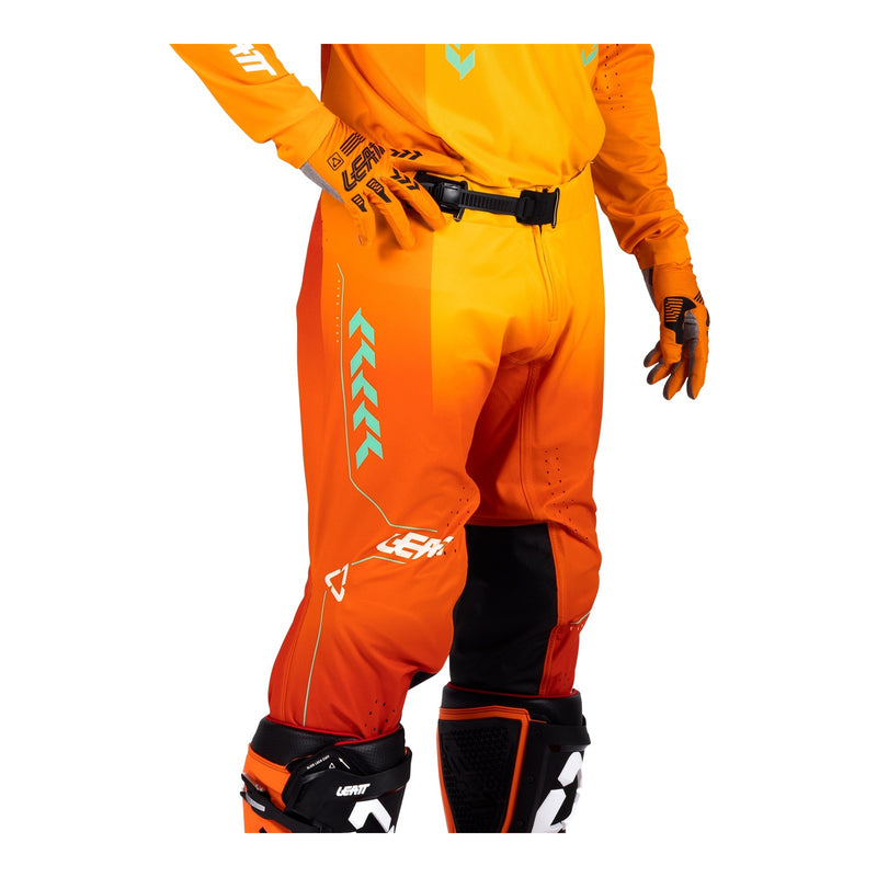 Load image into Gallery viewer, Leatt 2026 5.5 I.K.S. Pant - Orange
