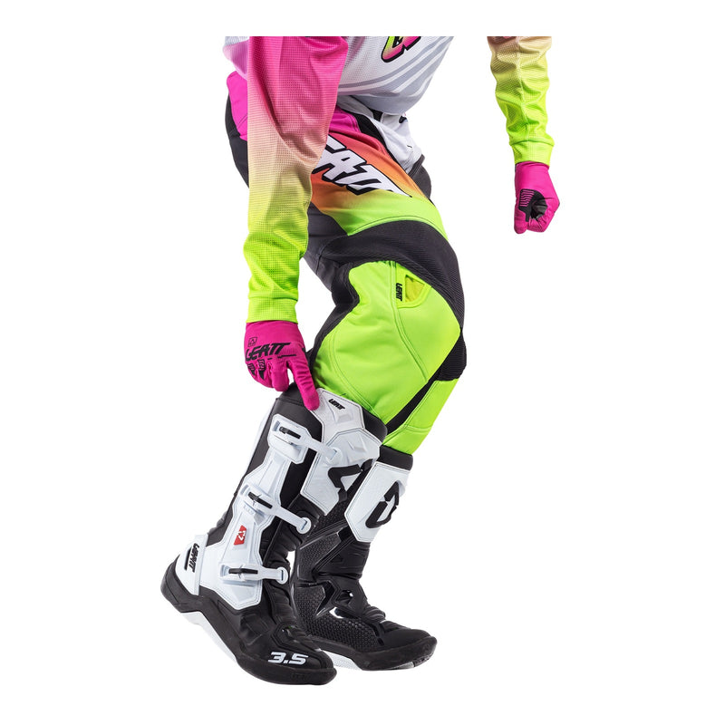 Load image into Gallery viewer, Leatt 3.5 Ride Kit - Retro Pink
