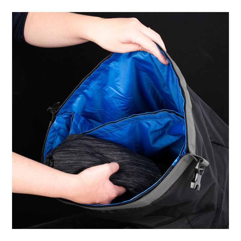 Load image into Gallery viewer, Oxford Atlas T-30 Advanced Tourpack - Black
