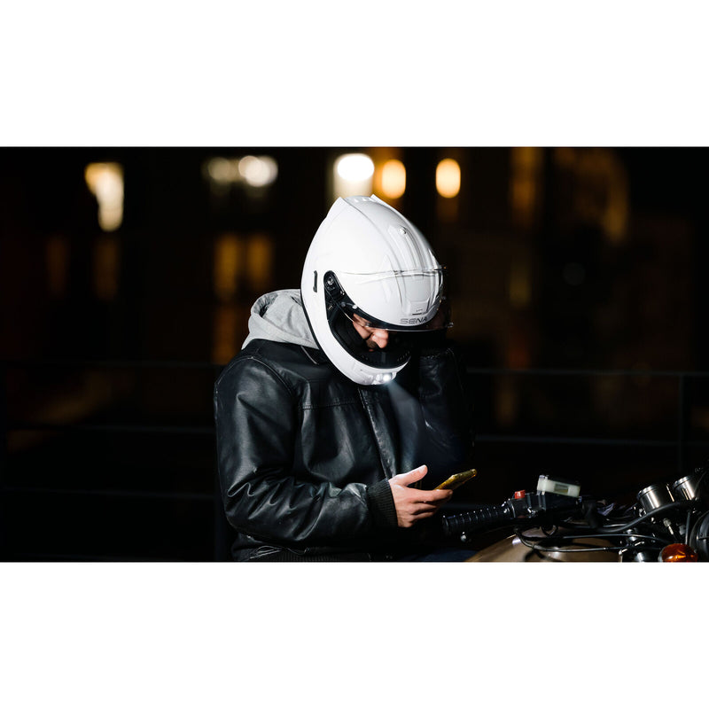 Load image into Gallery viewer, Sena Phantom Smart Helmet with Mesh Comms - Gloss White
