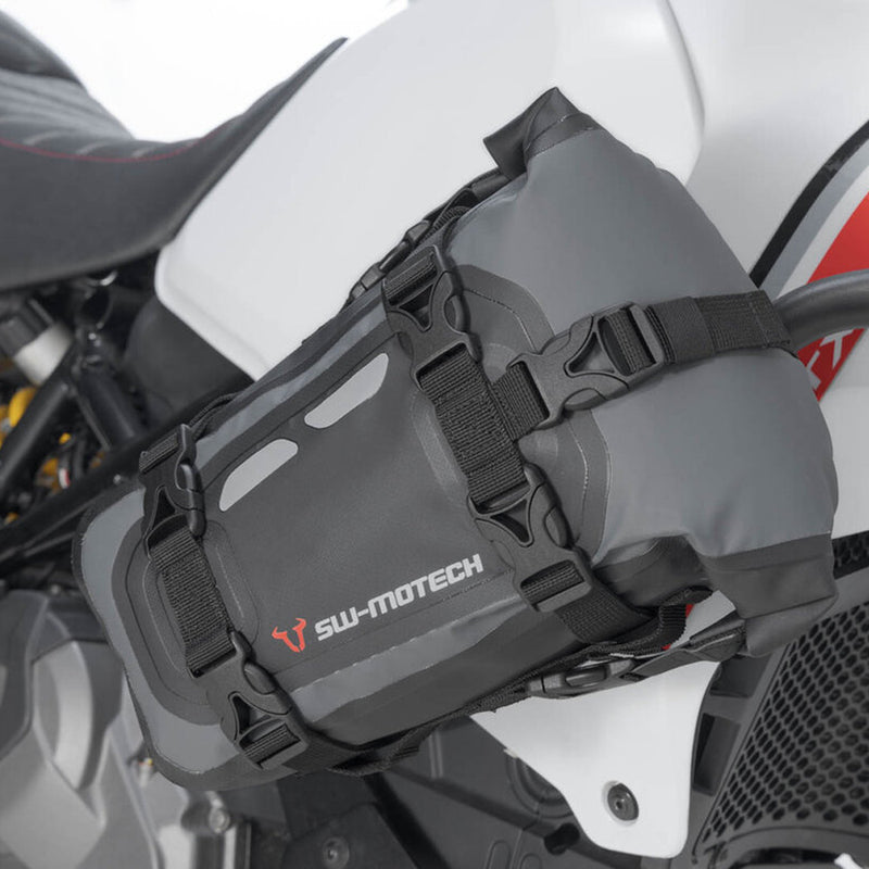 Load image into Gallery viewer, TAIL BAG SW MOTECH DRYBAG BLACK GREY 8L
