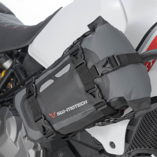TAIL BAG SW MOTECH DRYBAG BLACK GREY 8L