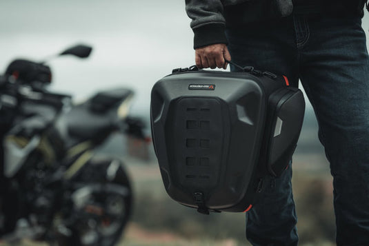 SW MOTECH TAIL BAG PRO SERIES REARBAG BLACK 22-34 LITRE 1680D BALLISTIC NYLON