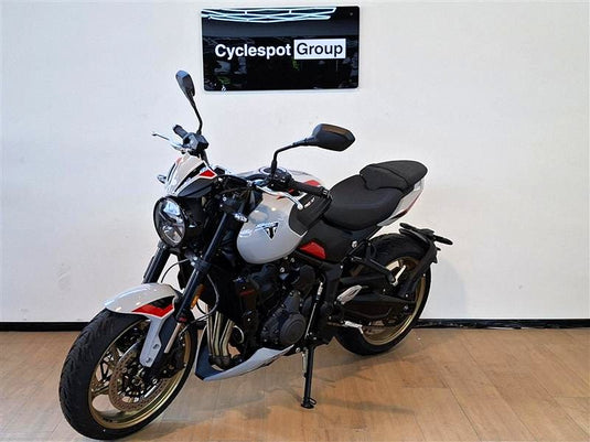2026 Triumph Trident 800